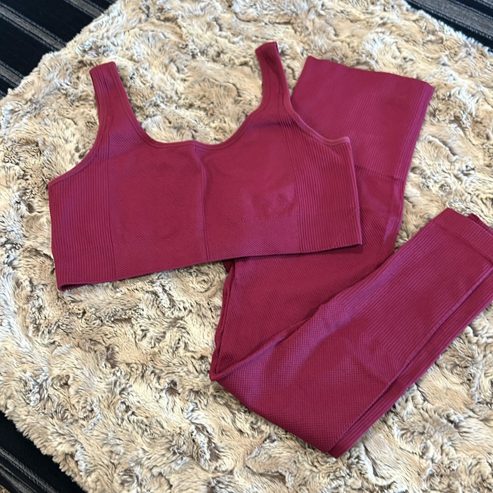 Leggings and bra set